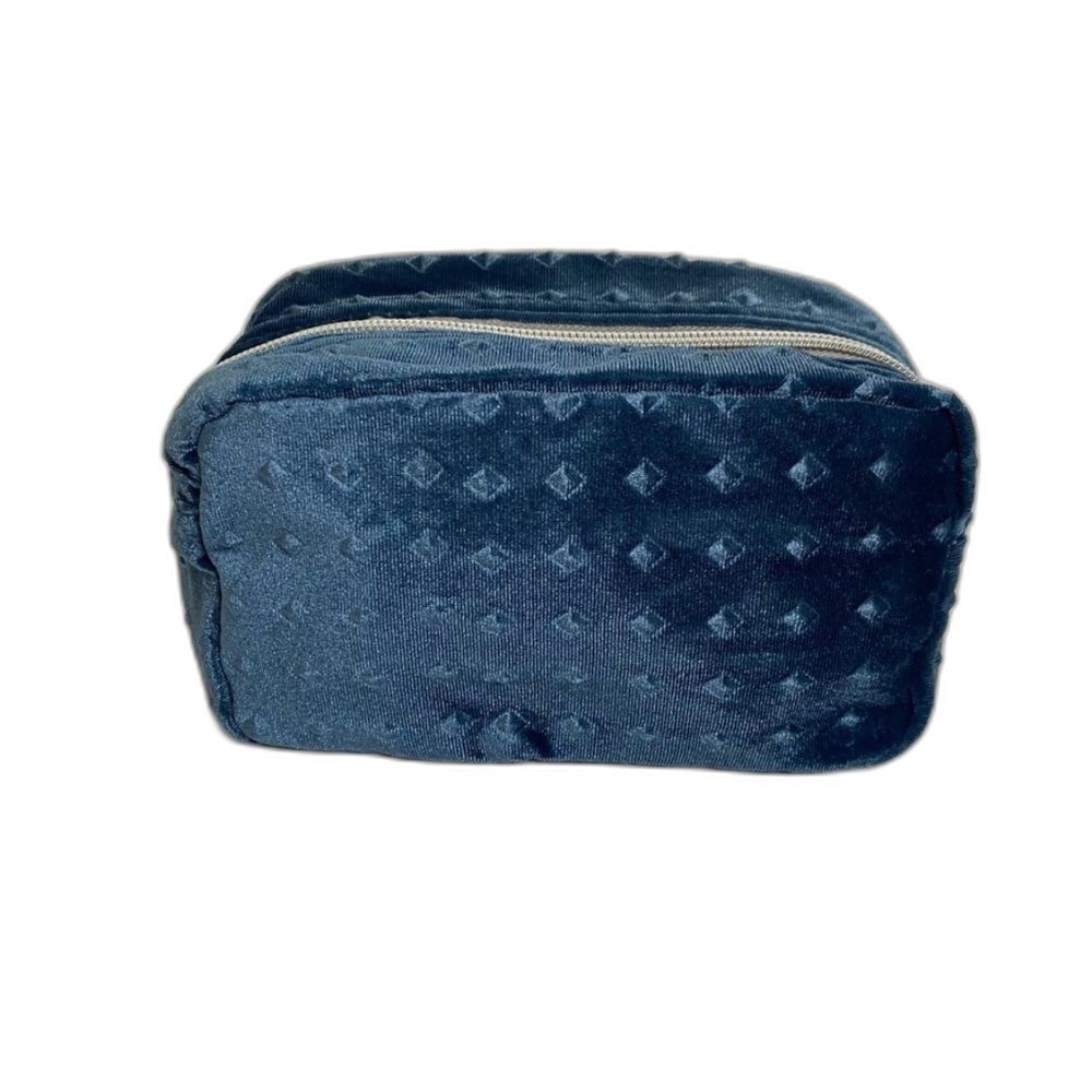 NWT Nordstrom Diamond Blue Velour Makeup Case